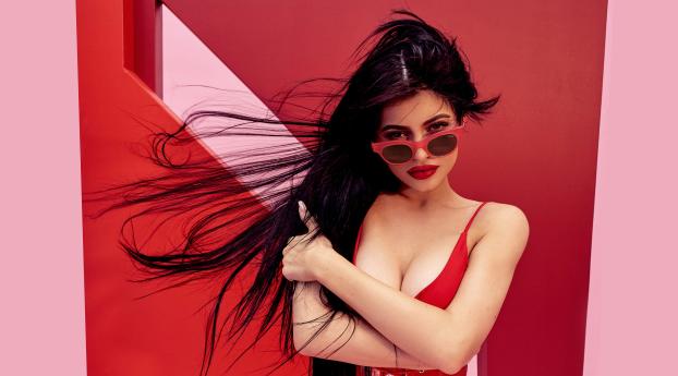 Kylie Jenner in Red Wallpaper 1664x3840 Resolution