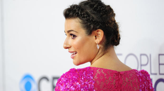 Lea Michele New Hair Cut Images Wallpaper 1440x2880 Resolution