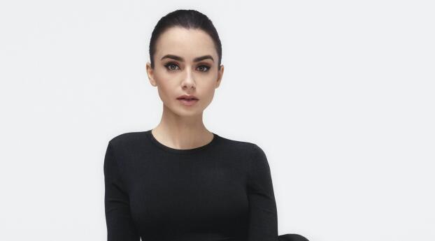 Lily Collins New 2022 Wallpaper 720x1520 Resolution