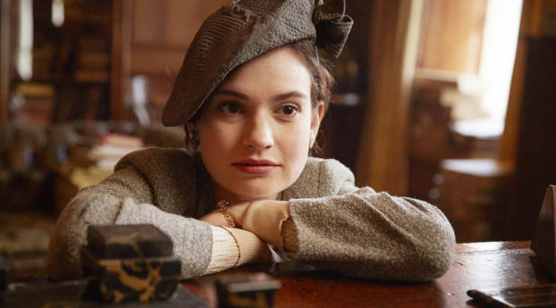 Lily James In The Guernsey Literary and Potato Peel Pie Society Wallpaper 1024x768 Resolution