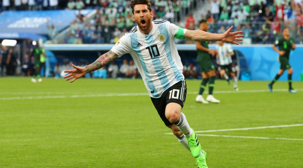 Lionel Messi in FIFA 2018 World Cup Wallpaper 1080x1920 Resolution