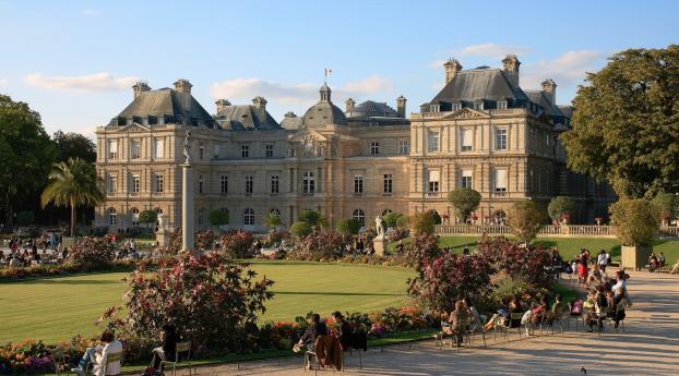 luxembourg palace, paris, france Wallpaper 1360x768 Resolution