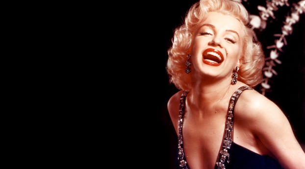 Marilyn Monroe Boobs Images Wallpaper 3840x1080 Resolution