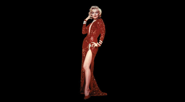 Marilyn Monroe On Stage Pose Wallpaper 1080x2240 Resolution