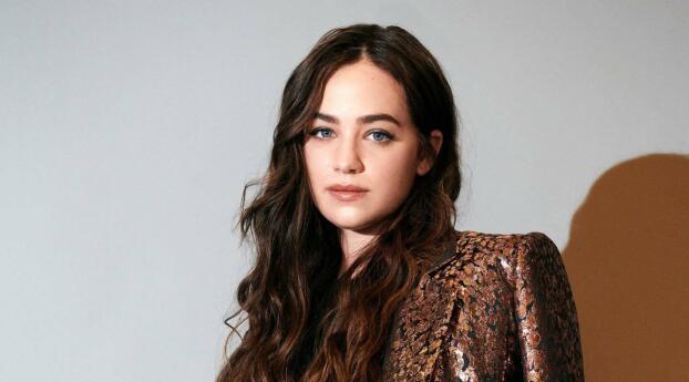 Mary Mouser Actress 2022 Wallpaper 1080x2340 Resolution
