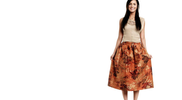 Megan Fox In Dress  Wallpaper 1600x1200 Resolution