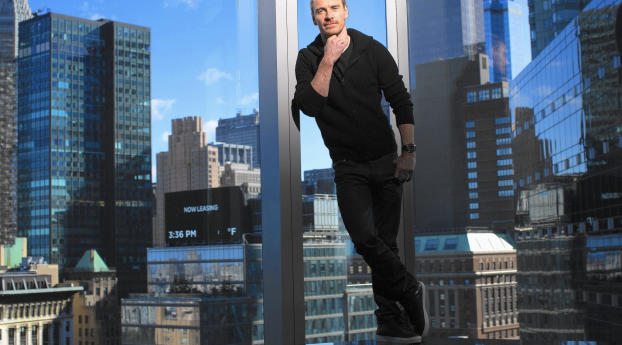 michael fassbender, actor, skyscraper Wallpaper 2560x1024 Resolution