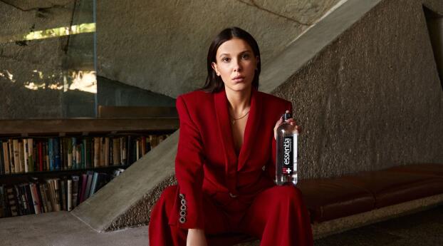Millie Bobby Brown Actress 2023 Wallpaper 540x960 Resolution