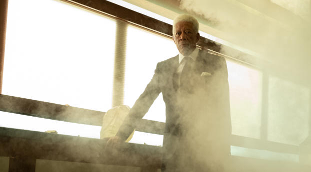 Morgan Freeman in The Hitman's Wife's Bodyguard Wallpaper 1080x2240 Resolution