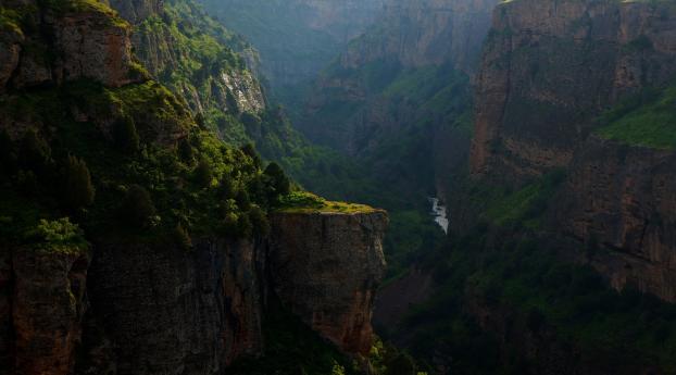 mountain, canyon, cliff Wallpaper 2560x1024 Resolution