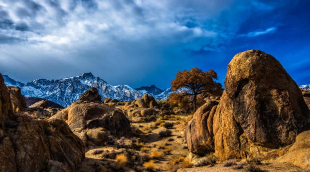 mountains, desert, rocks Wallpaper 2560x1700 Resolution