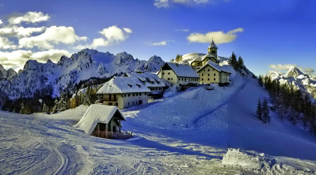 mountains, houses, snow Wallpaper 1400x1050 Resolution