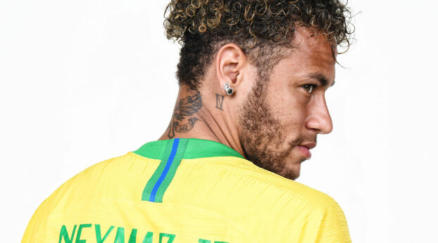 Neymar HD Brazil National Football Team Wallpaper 1350x689 Resolution