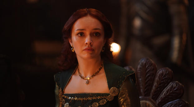 Olivia Cooke as Alicent Hightower GoT House Of The Dragon 4k Wallpaper 720x1500 Resolution
