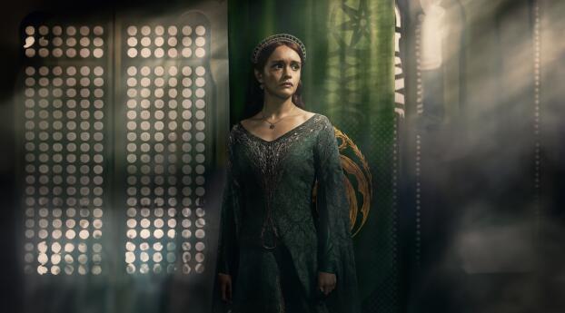 Olivia Cooke In House Of The Dragon Season 2 Wallpaper 600x800 Resolution