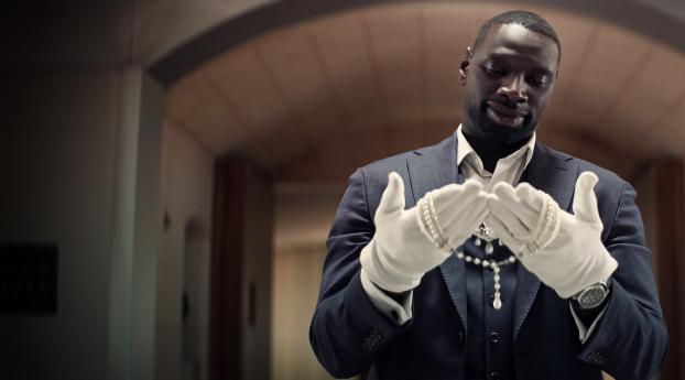 Omar Sy in Lupin 2021 Wallpaper 3840x1440 Resolution