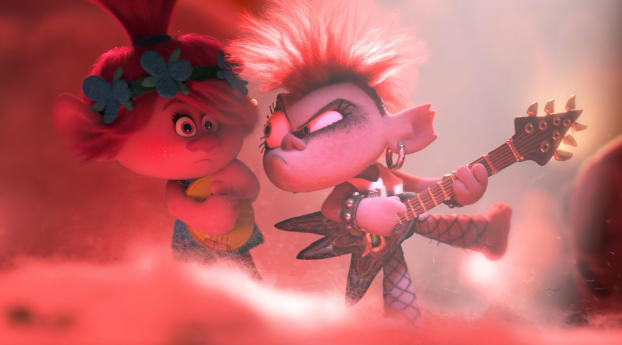 Poppy and Queen Barb In Trolls World Tour Wallpaper 1536x215 Resolution