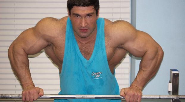 ramses tlyakodugov, bodybuilding, champion Wallpaper 1360x768 Resolution