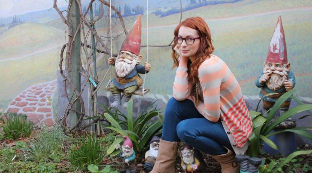 red-haired, girl, gnomes Wallpaper 640x1136 Resolution