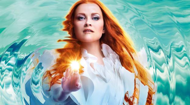 Reese Witherspoon As Mrs Whatsit In A Wrinkle In Time 2018 Movie Wallpaper 480x800 Resolution