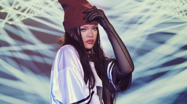 Rihanna 2023 Photoshoot Wallpaper 640x480 Resolution