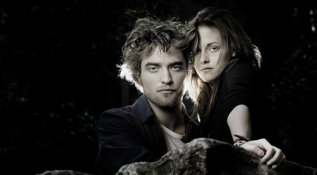 Robert Pattinson With Kristen Stewart Wallpaper 2048x2048 Resolution
