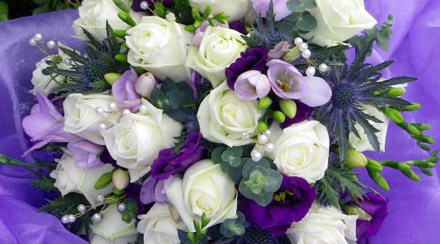 russell lisianthus, roses, freesia Wallpaper 1336x768 Resolution