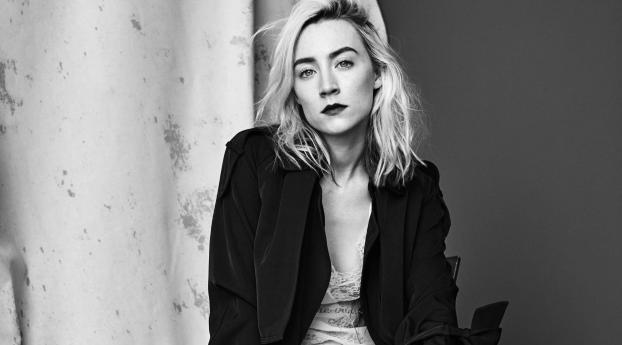 Saoirse Ronan Black And White Portrait Wallpaper 640x480 Resolution