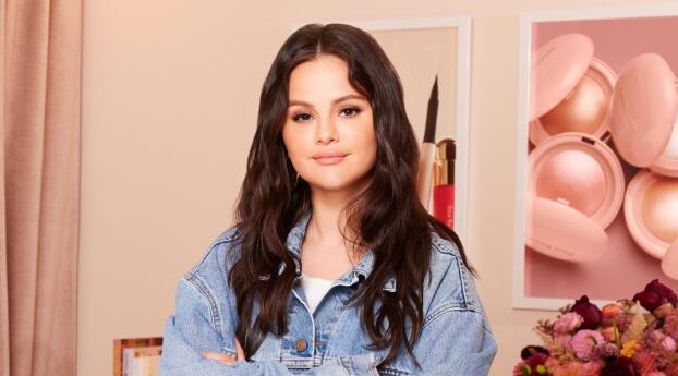 Selena Gomez Denim Look Wallpaper 1440x900 Resolution