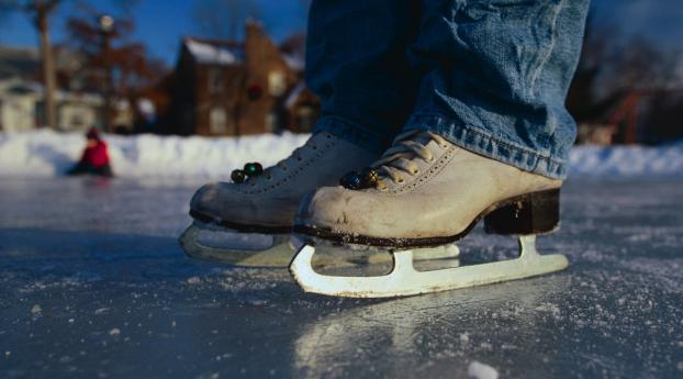 skates, ice, winter Wallpaper 840x1336 Resolution