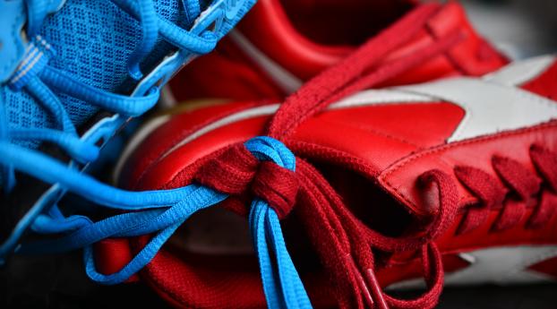 sneakers, shoelaces, sports Wallpaper 2560x1024 Resolution