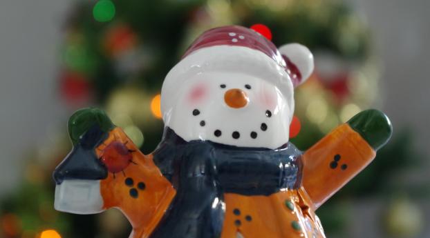 snowman, figurine, christmas Wallpaper 2560x1800 Resolution