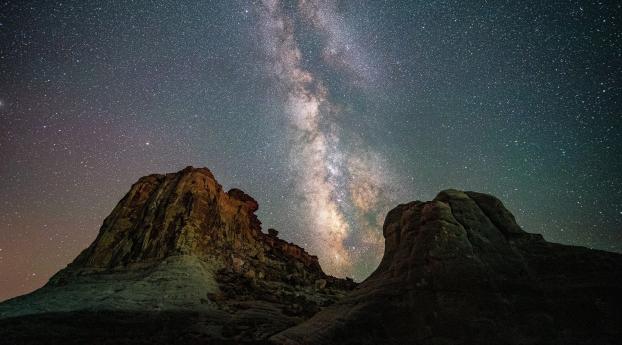Starry Star Sky and Mountain Wallpaper 1080x2244 Resolution