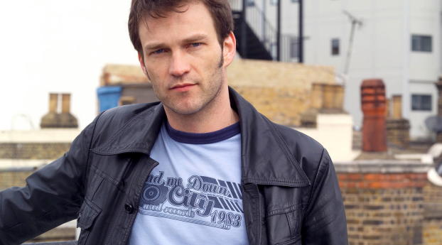 stephen moyer, actor, celebrity Wallpaper 1360x768 Resolution