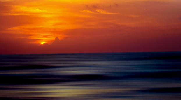 Sunset Ocean Wallpaper 1440x2960 Resolution
