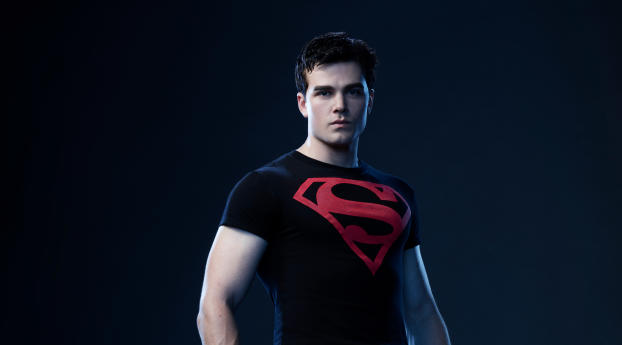 Superboy Joshua Orpin Wallpaper 1600x900 Resolution