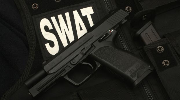 swat, pistol, gun Wallpaper 480x854 Resolution