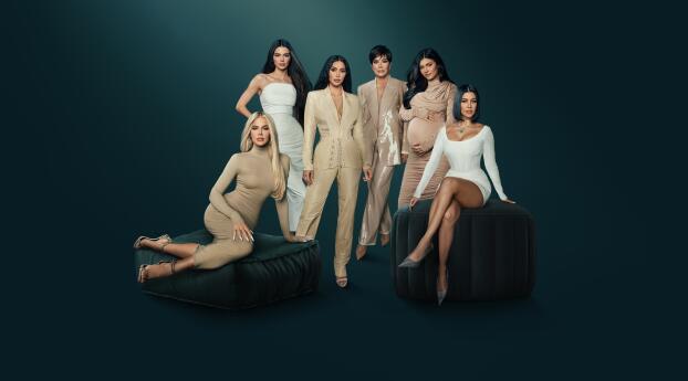 The Kardashians 2022 Wallpaper 720x1600 Resolution