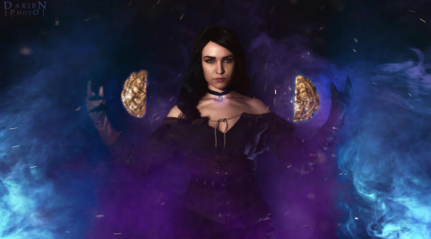 The Witcher 3 Wild Hunt Yennefer Of Vengerberg Cosplay Wallpaper 1242x2688 Resolution