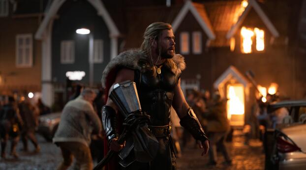 Thor Love And Thunder 4k Wallpaper 320x568 Resolution