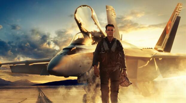 Top Gun Maverick HD Tom Cruise Movie Wallpaper 1024x600 Resolution