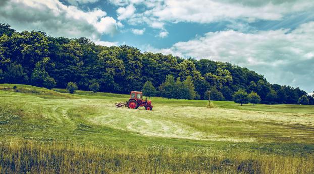 tractor, field, grass Wallpaper 1366x768 Resolution