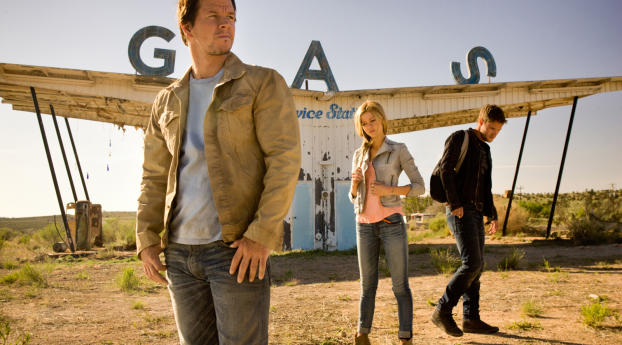 Transformers 4 Age Of Extinction Pics Wallpaper 1366x768 Resolution