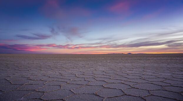 Uyuni Salt Flats HD Bolivia Wallpaper 1080x2400 Resolution