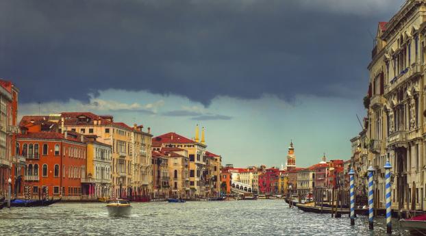 Venice in Rain Italy Wallpaper 1920x1200 Resolution