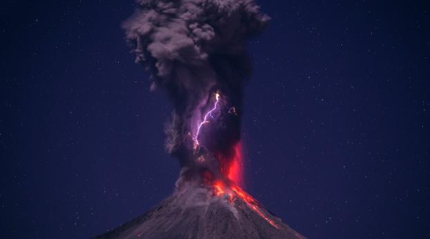 volcano, eruption, lightning Wallpaper 480x800 Resolution