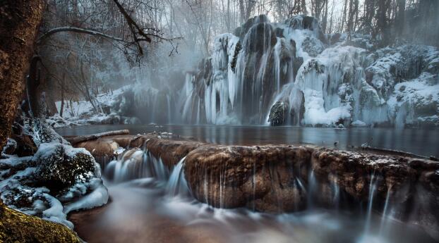 Winter Waterfall Wallpaper