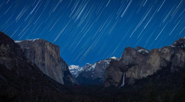 Yosemite National Park Star Trail Wallpaper